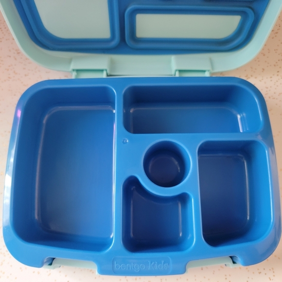 Bundle Of Three Bentgo Lunch Boxes NWOB/EUC/EUC - Picture 7 of 15